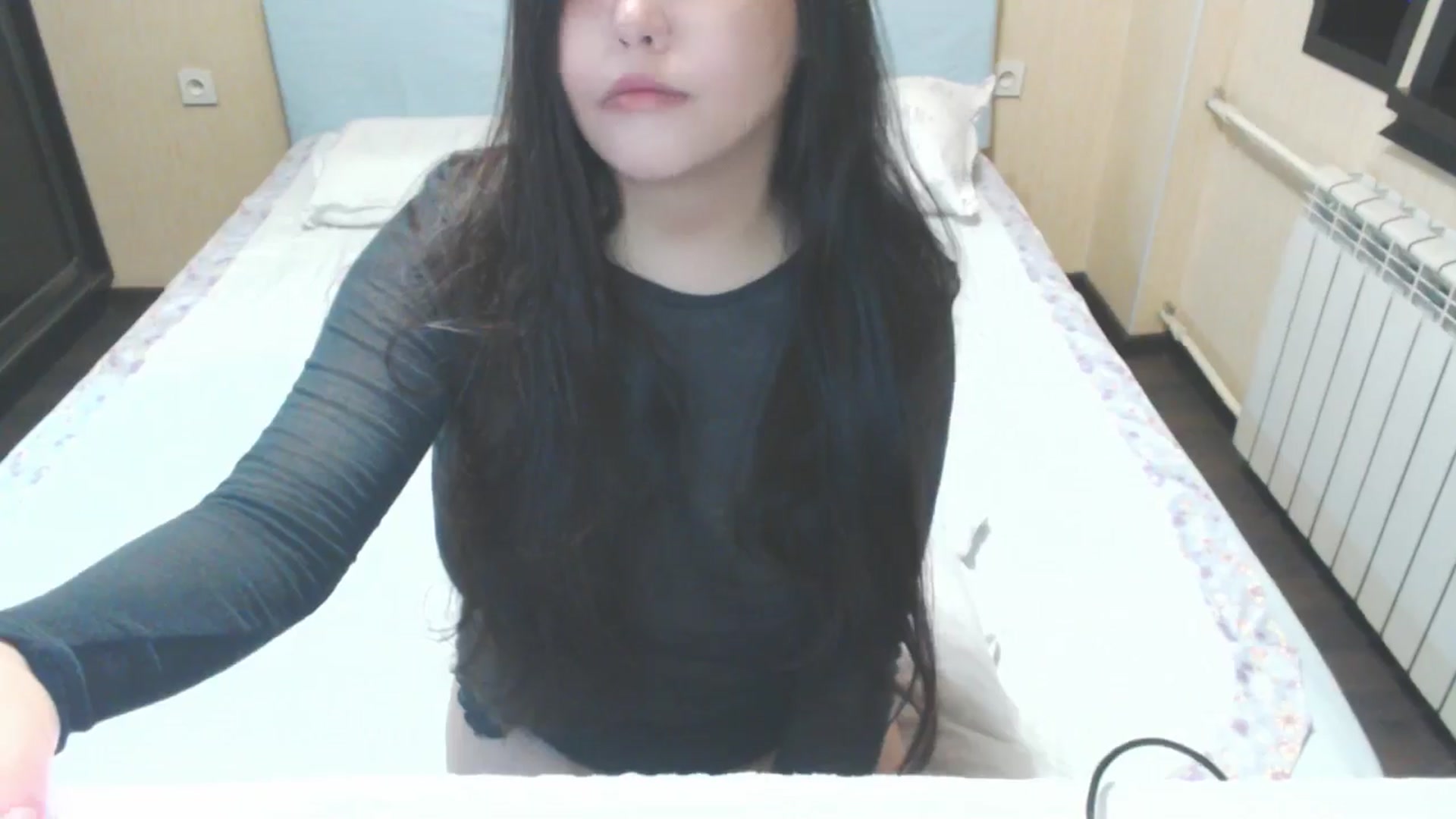 Gallery image thumbnail from AmaiSan's myfreecams stream on, 04/23/2026, 17:00 image 16 of 20