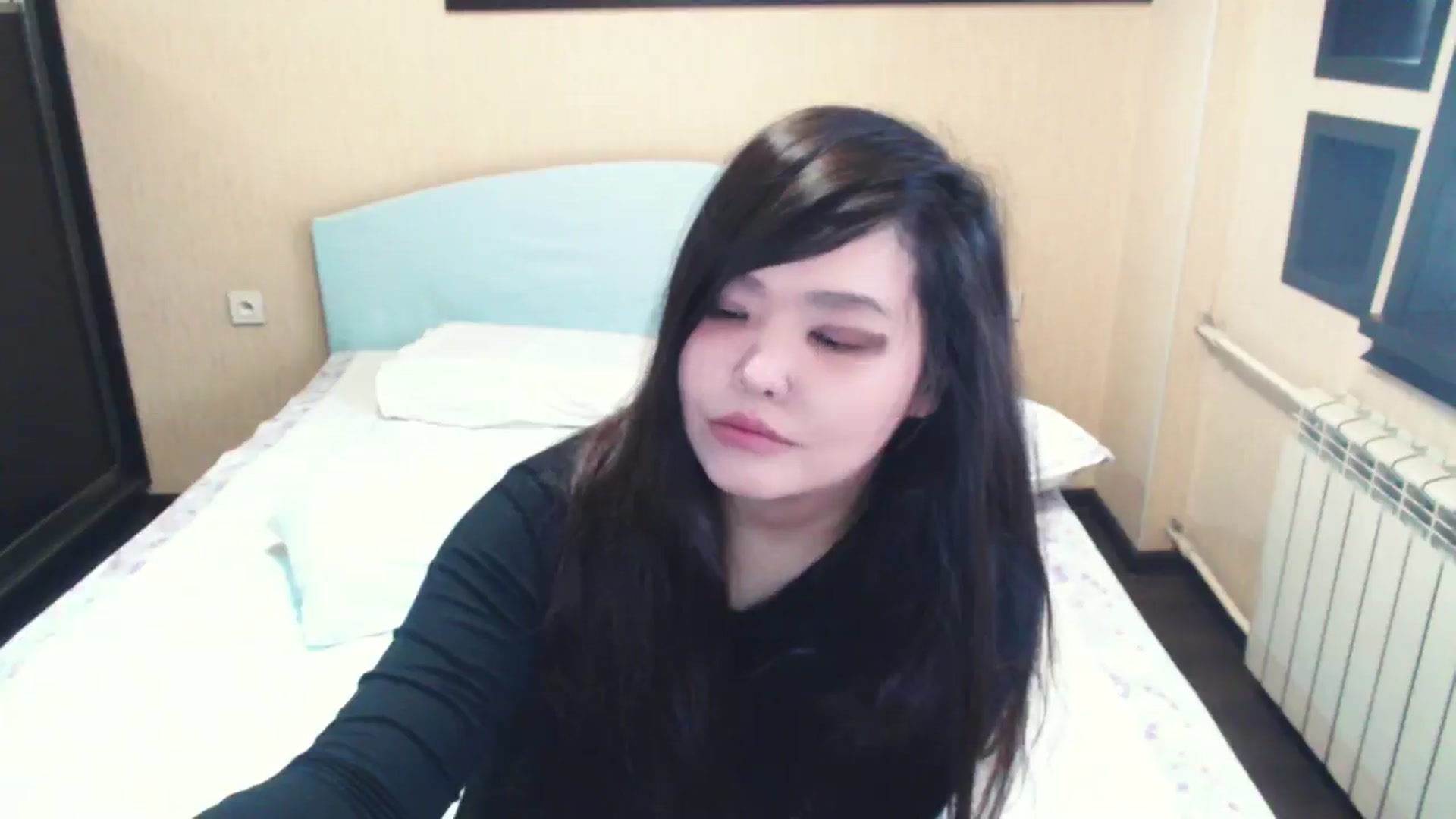 Gallery image thumbnail from AmaiSan's myfreecams stream on, 04/27/2026, 06:05 image 10 of 20
