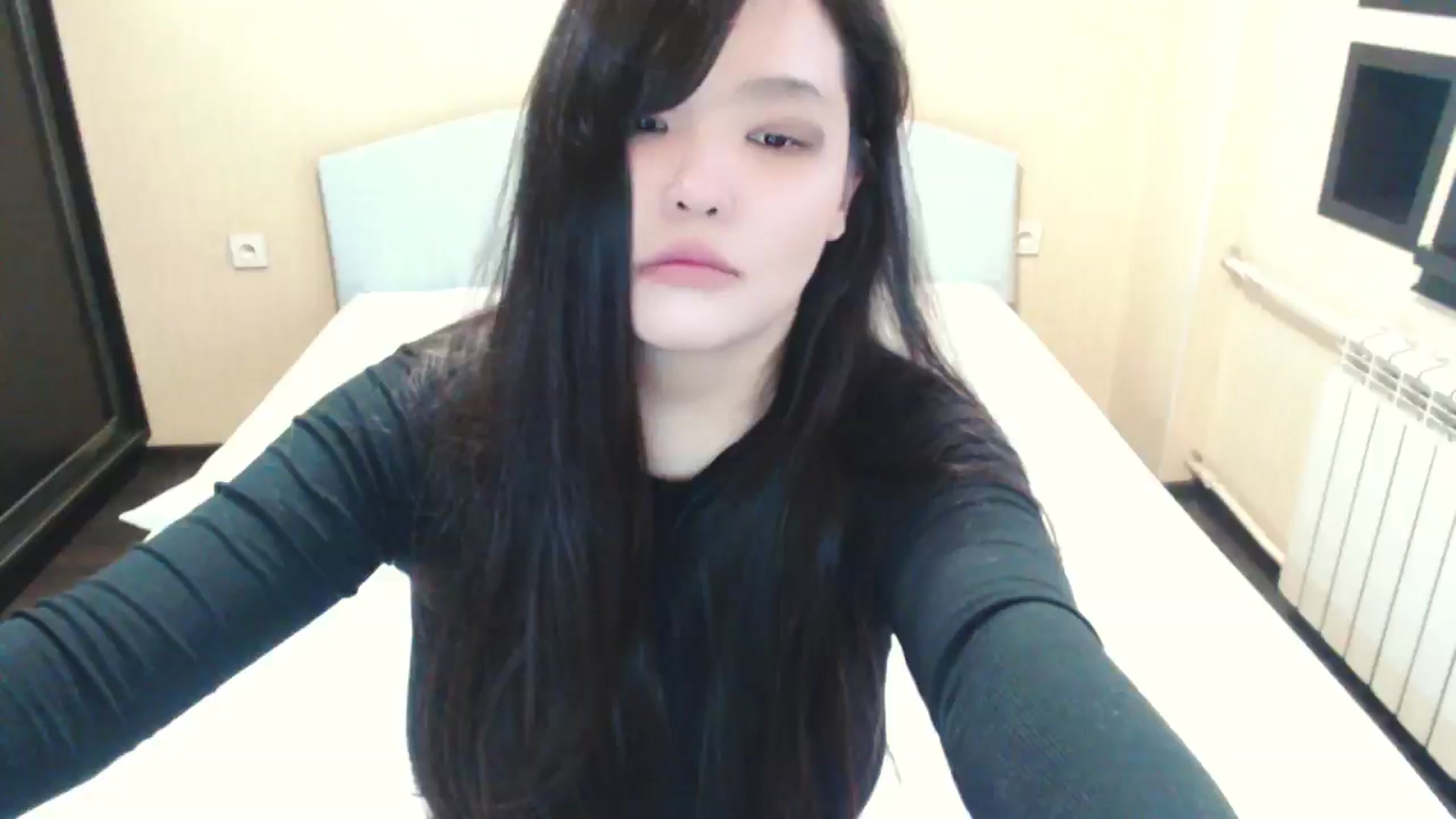 Gallery image thumbnail from AmaiSan's myfreecams stream on, 04/30/2026, 06:50 image 9 of 20