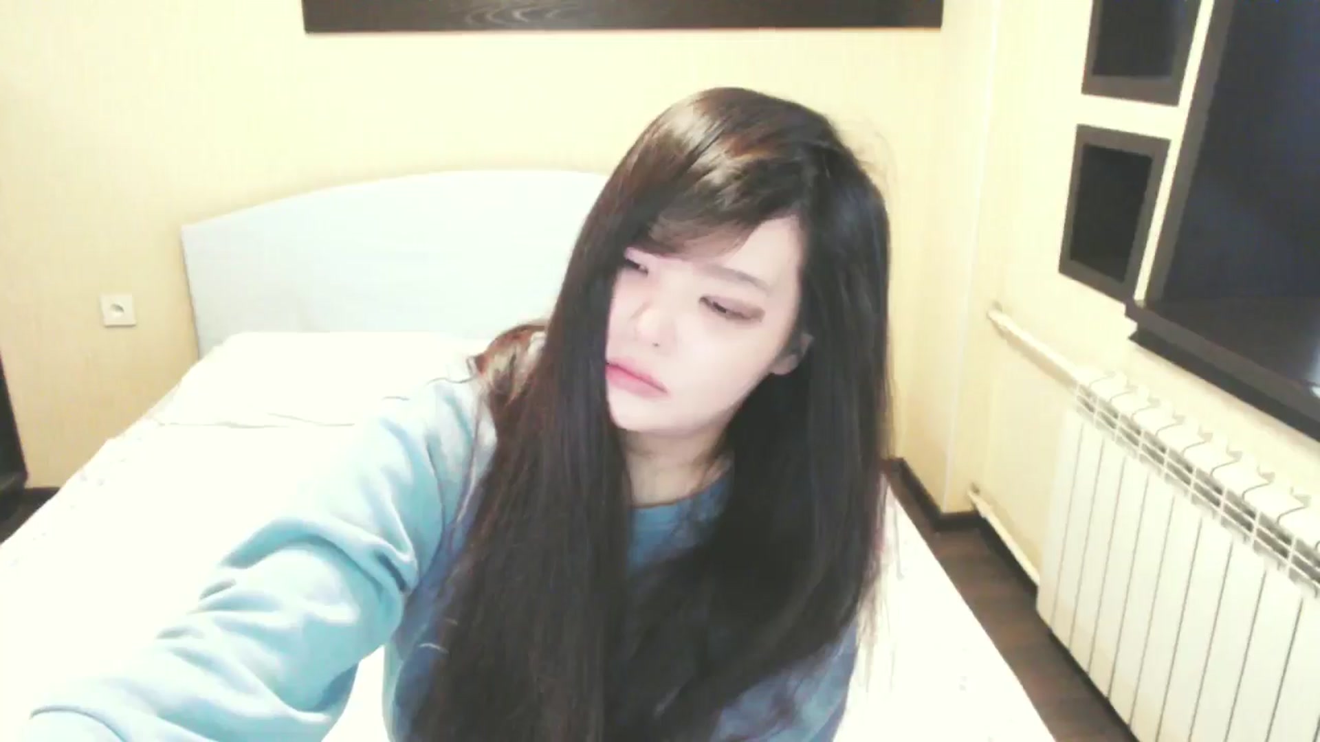 Gallery image thumbnail from AmaiSan's myfreecams stream on, 05/08/2026, 11:39 image 2 of 20