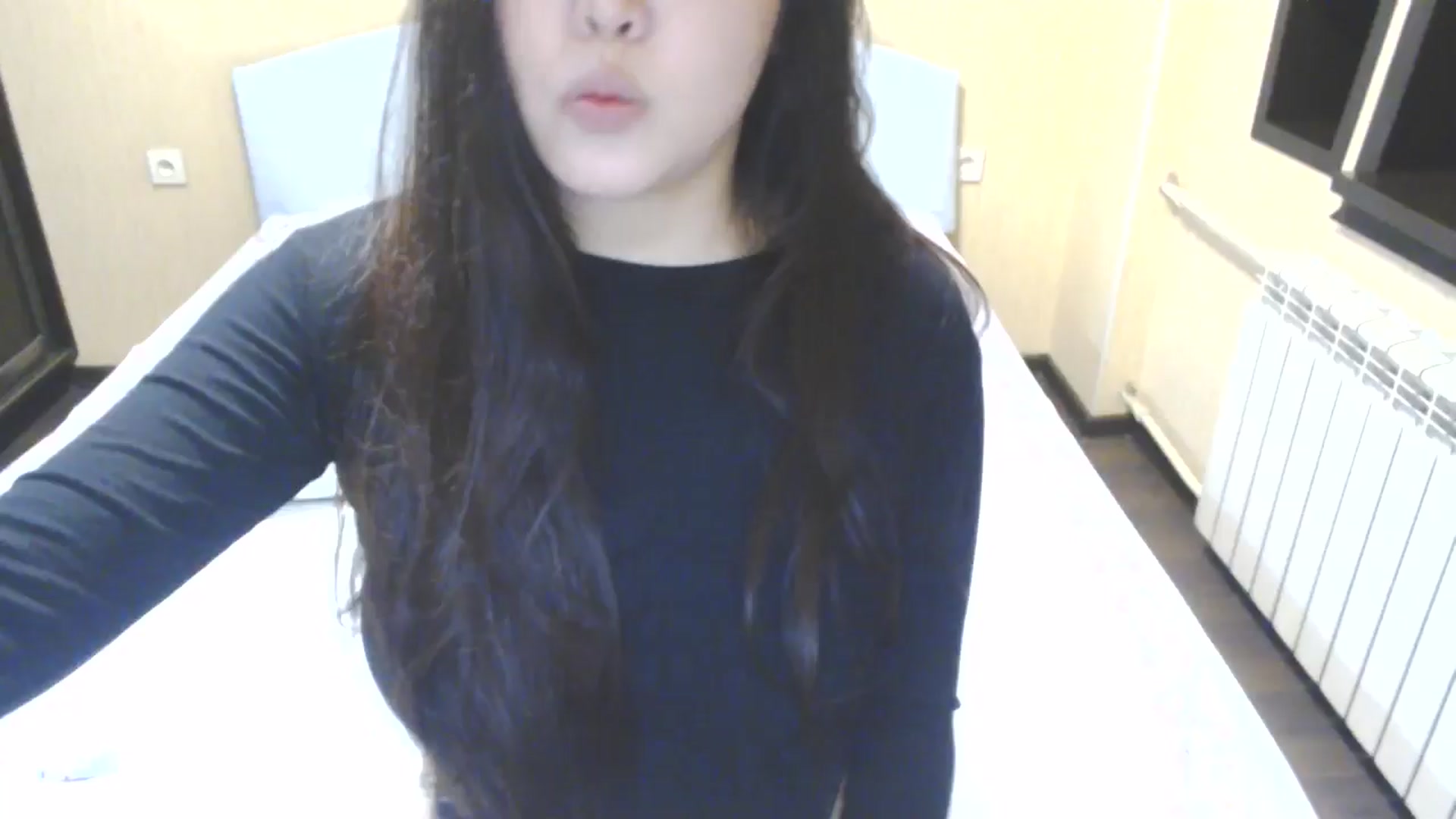 Gallery image thumbnail from AmaiSan's myfreecams stream on, 05/09/2026, 17:54 image 15 of 20