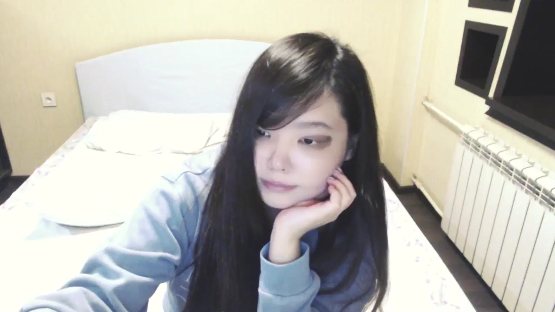 Gallery image thumbnail from AmaiSan's myfreecams stream on, 05/09/2026, 19:22 image 10 of 20
