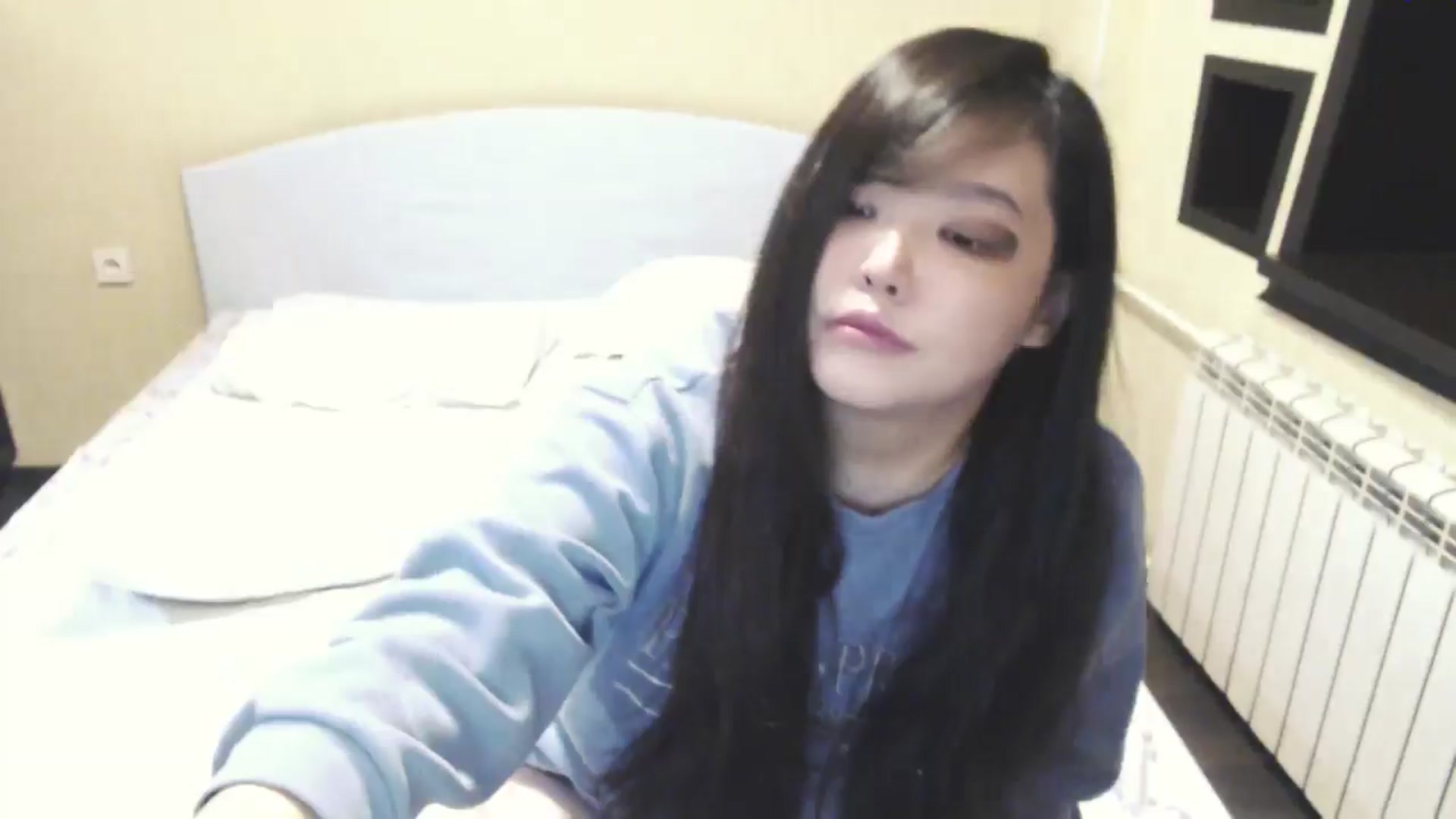 Gallery image thumbnail from AmaiSan's myfreecams stream on, 05/09/2026, 19:22 image 7 of 20