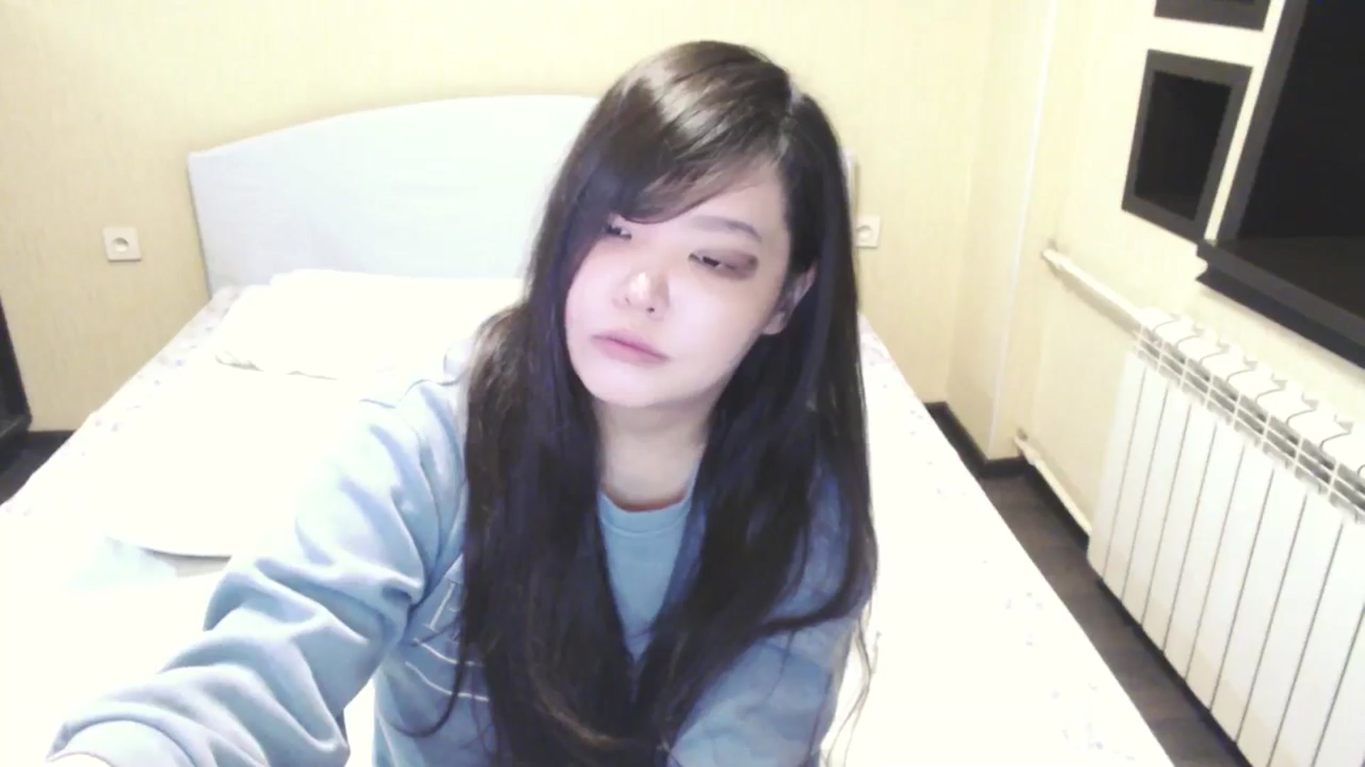 Gallery image thumbnail from AmaiSan's myfreecams stream on, 05/09/2026, 19:22 image 12 of 20