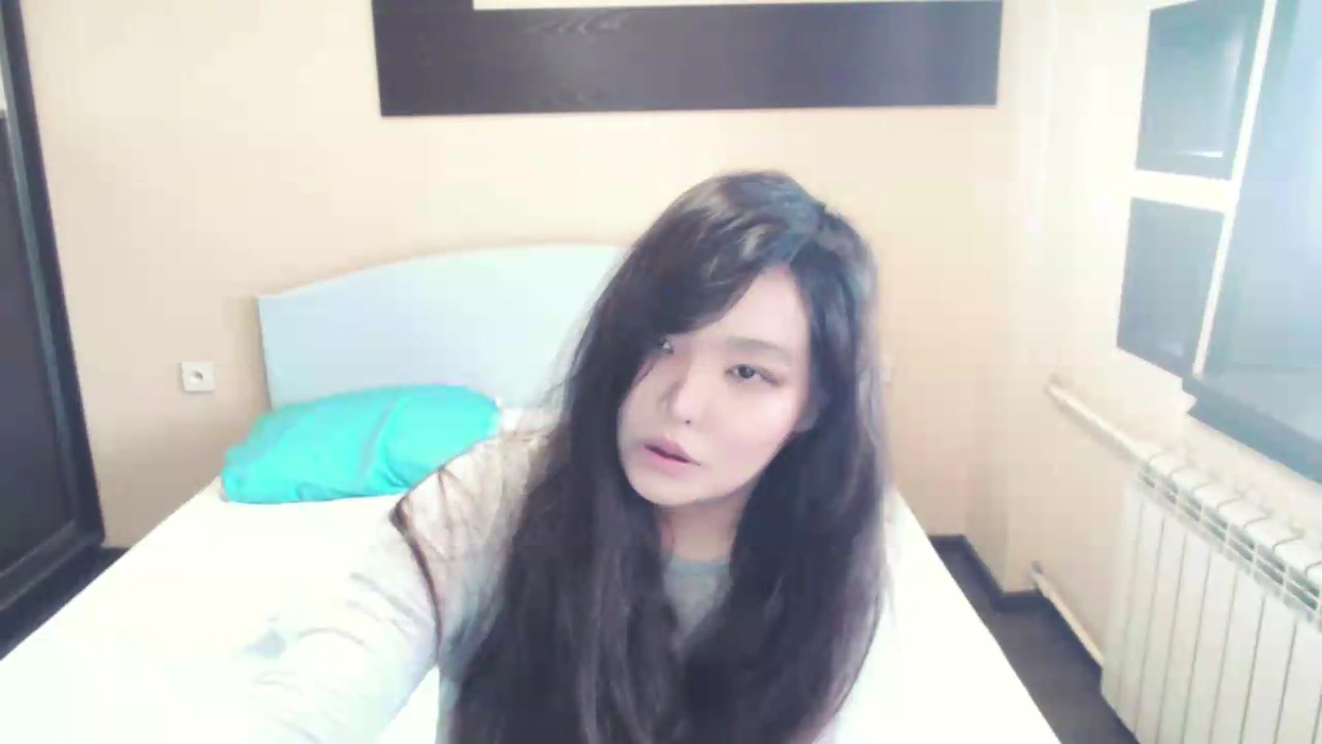 Gallery image thumbnail from AmaiSan's myfreecams stream on, 09/08/2026, 04:42 image 9 of 20