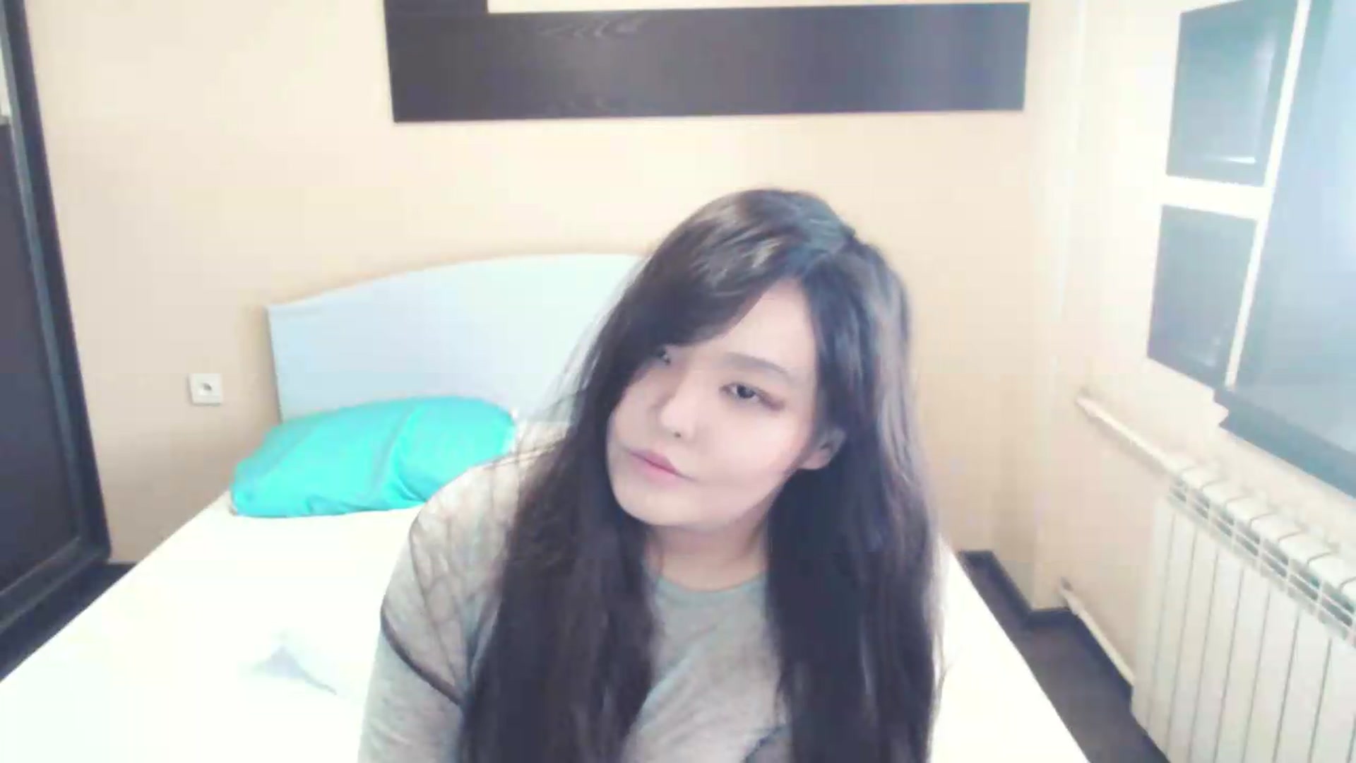 Gallery image thumbnail from AmaiSan's myfreecams stream on, 09/08/2026, 04:42 image 13 of 20