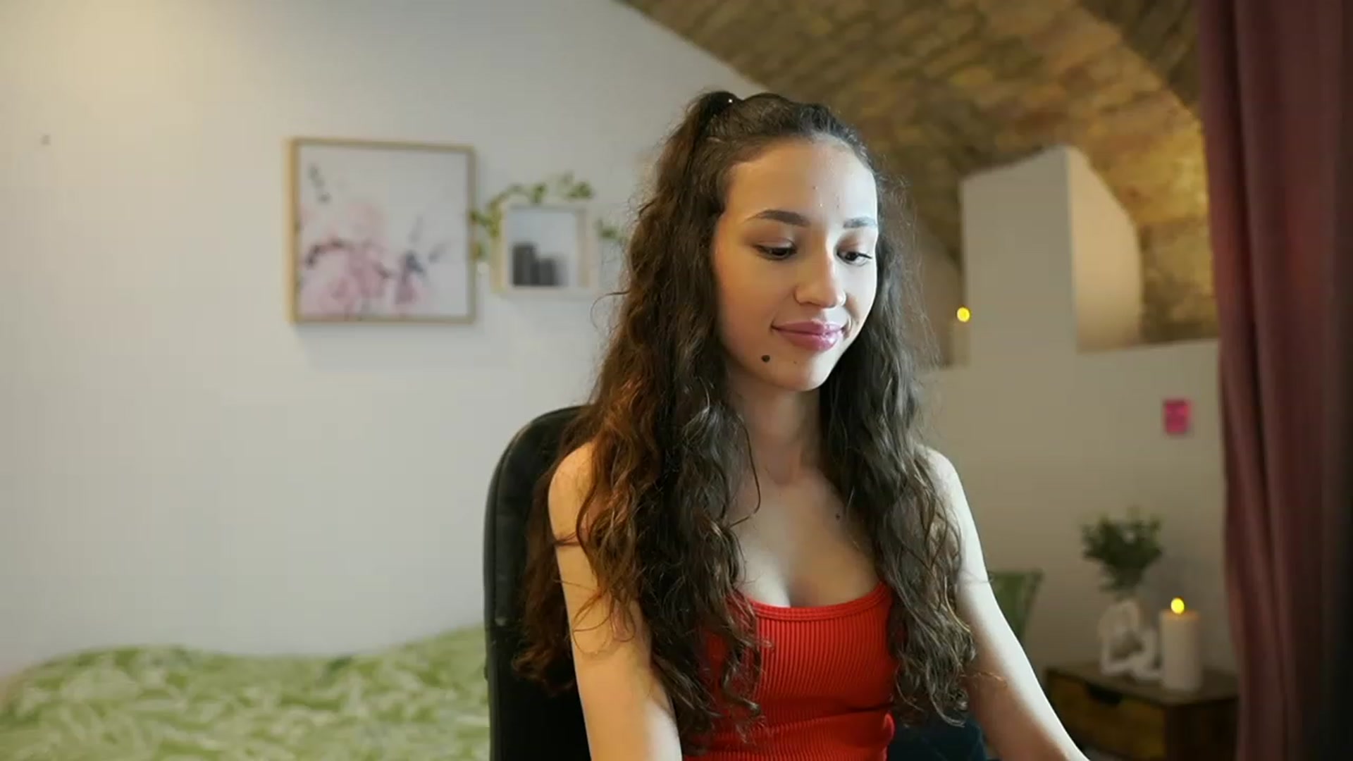 Gallery image thumbnail from Amai__Liu's myfreecams stream on, 02/16/2024, 23:12 image 15 of 20