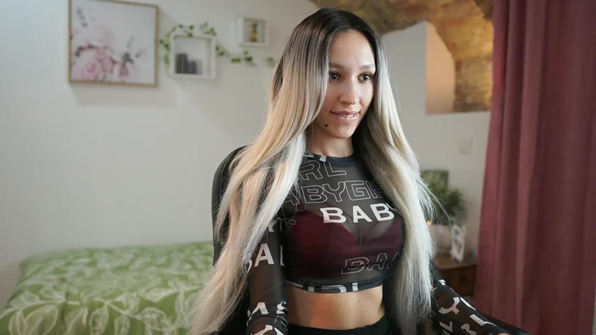 Gallery image thumbnail from Amai__Liu's myfreecams stream on, 08/03/2024, 23:08 image 12 of 20