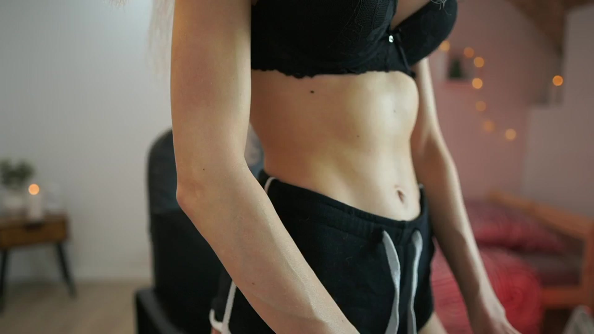 Gallery image thumbnail from Amai__Liu's myfreecams stream on, 01/02/2025, 21:03 image 14 of 20