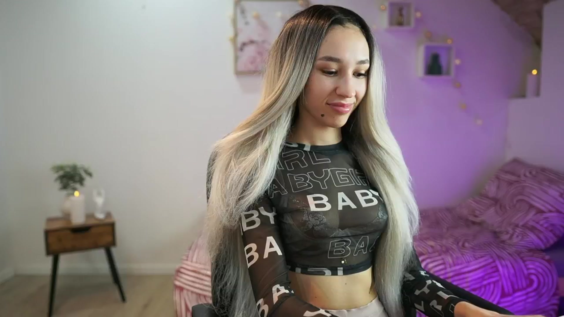 Gallery image thumbnail from Amai__Liu's myfreecams stream on, 01/18/2025, 20:23 image 13 of 20