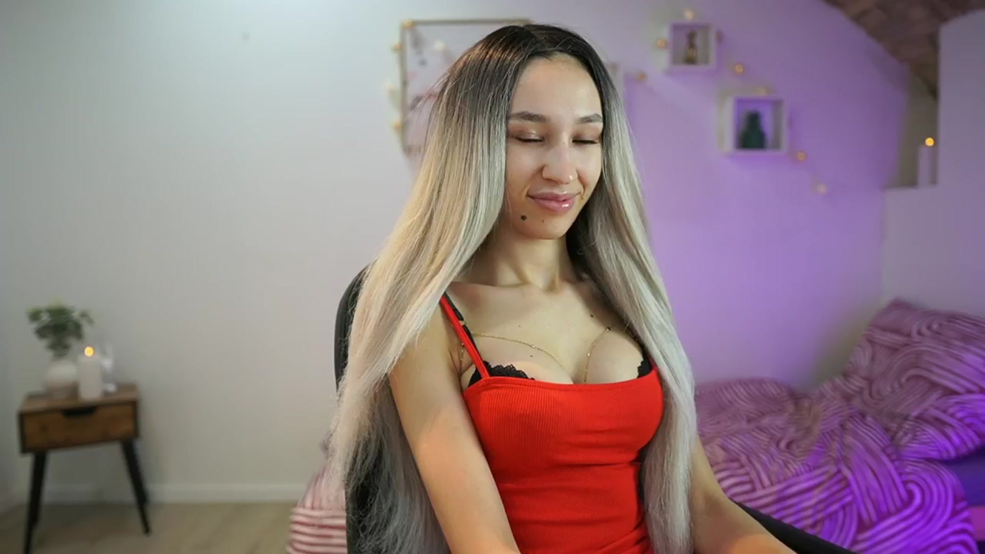 Gallery image thumbnail from Amai__Liu's myfreecams stream on, 01/31/2025, 20:20 image 9 of 20