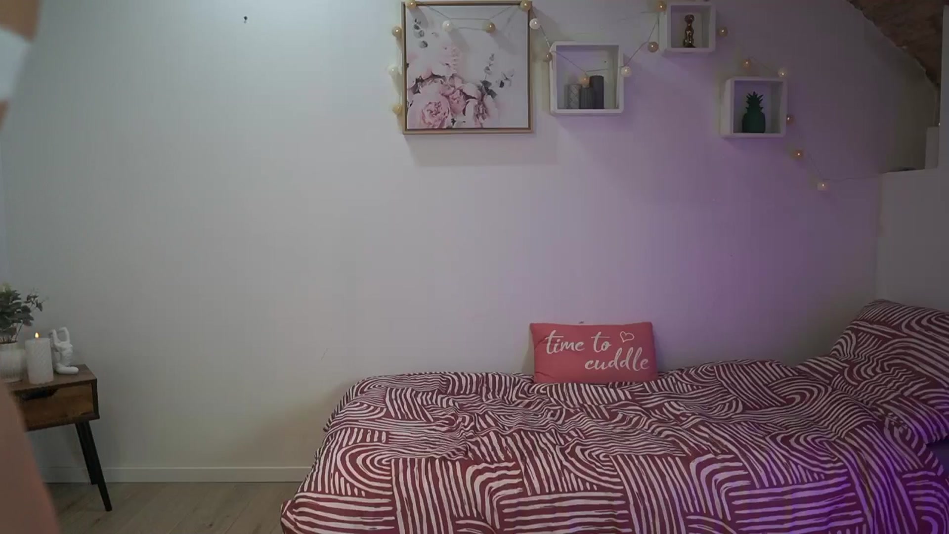 Gallery image thumbnail from Amai__Liu's myfreecams stream on, 03/27/2025, 23:38 image 4 of 20