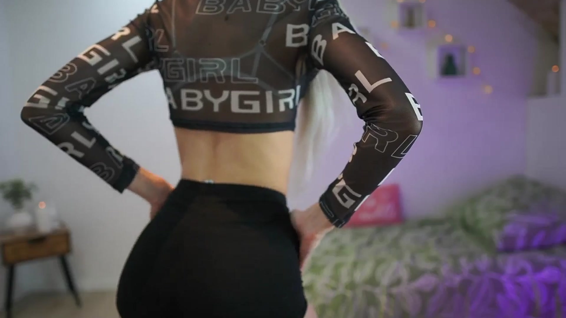 Gallery image thumbnail from Amai__Liu's myfreecams stream on, 04/06/2025, 20:13 image 2 of 20