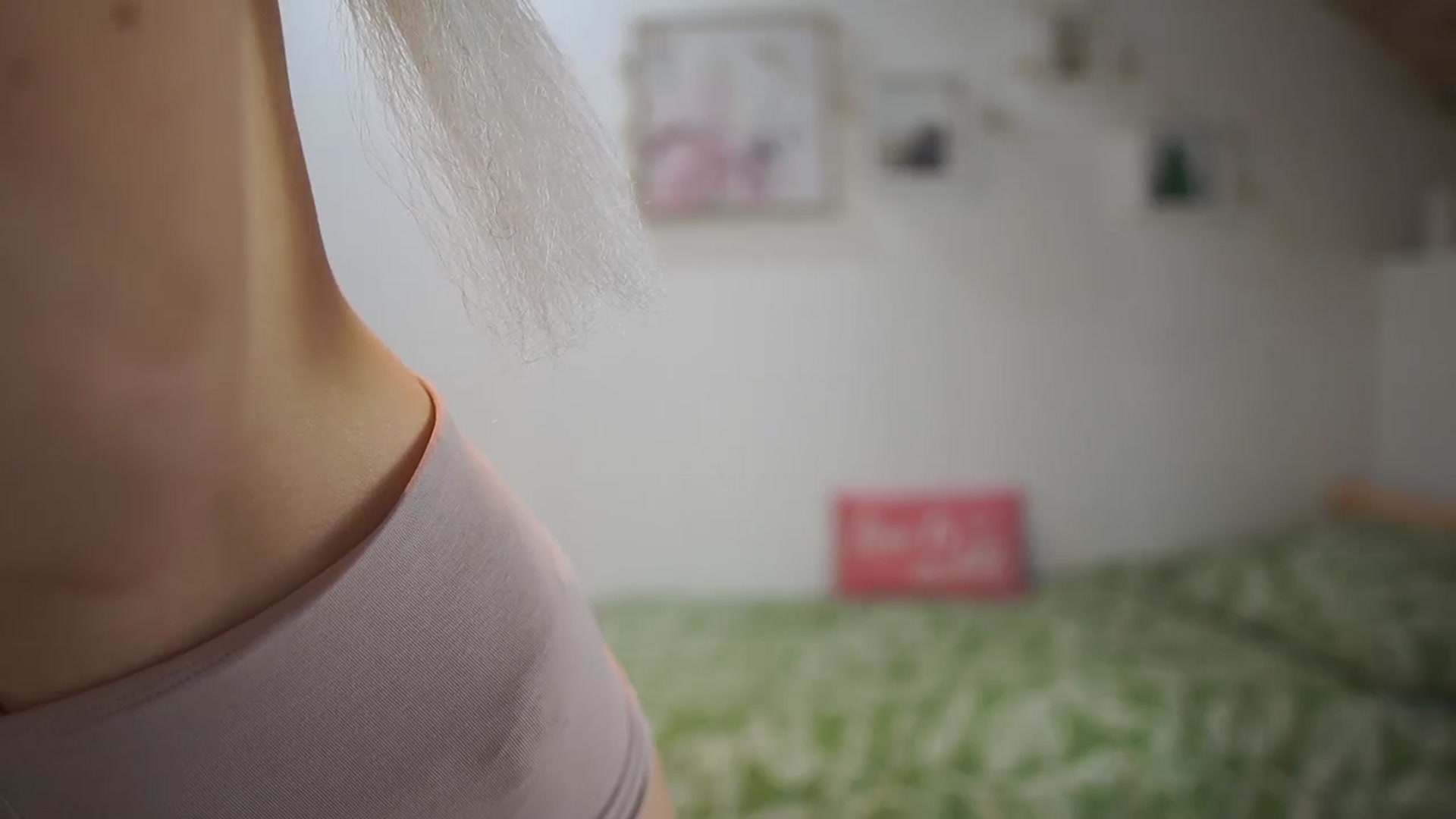 Gallery image thumbnail from Amai__Liu's myfreecams stream on, 05/04/2025, 15:33 image 11 of 20