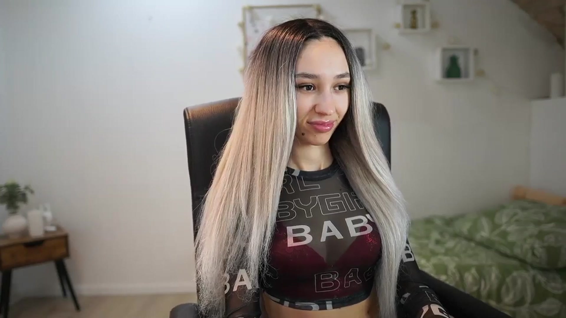 Gallery image thumbnail from Amai__Liu's myfreecams stream on, 05/11/2025, 19:21 image 4 of 20