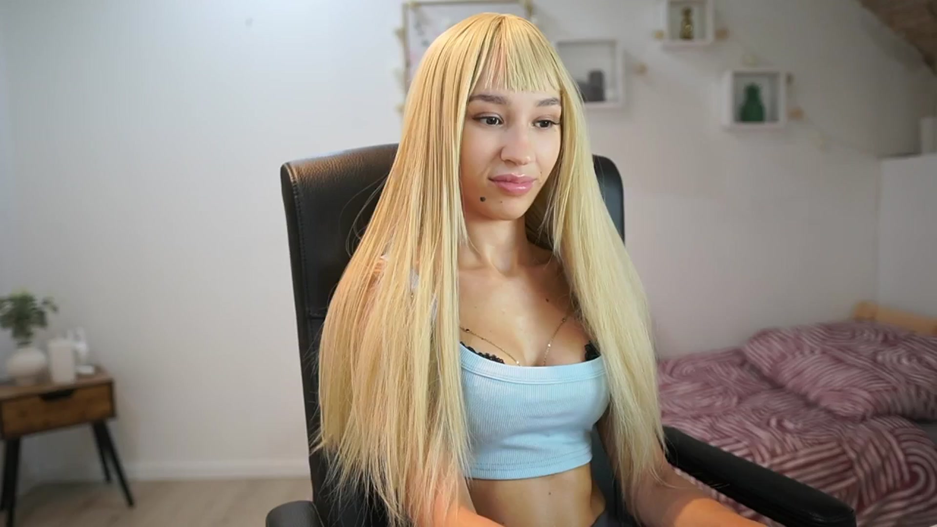 Gallery image thumbnail from Amai__Liu's myfreecams stream on, 07/29/2025, 20:41 image 8 of 20