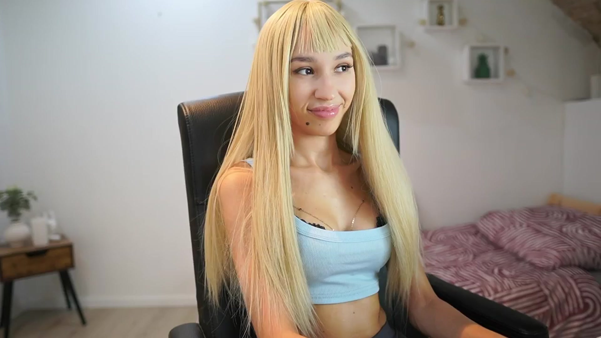 Gallery image thumbnail from Amai__Liu's myfreecams stream on, 07/29/2025, 20:41 image 6 of 20