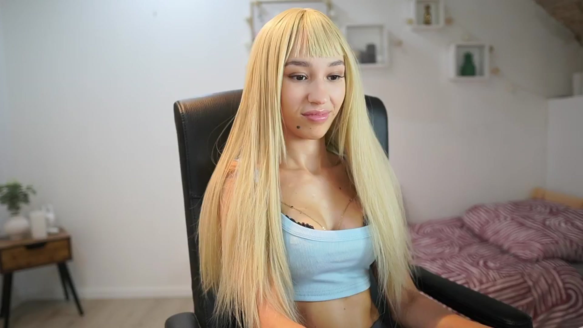 Gallery image thumbnail from Amai__Liu's myfreecams stream on, 07/29/2025, 20:41 image 9 of 20