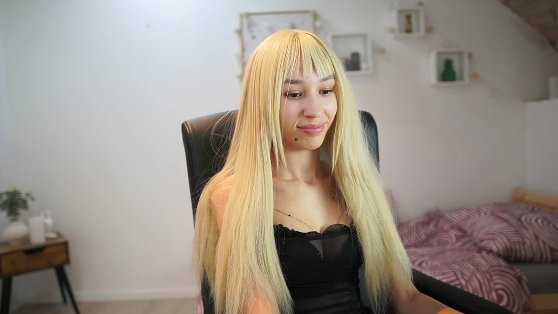 Gallery image thumbnail from Amai__Liu's myfreecams stream on, 08/07/2025, 19:42 image 19 of 20