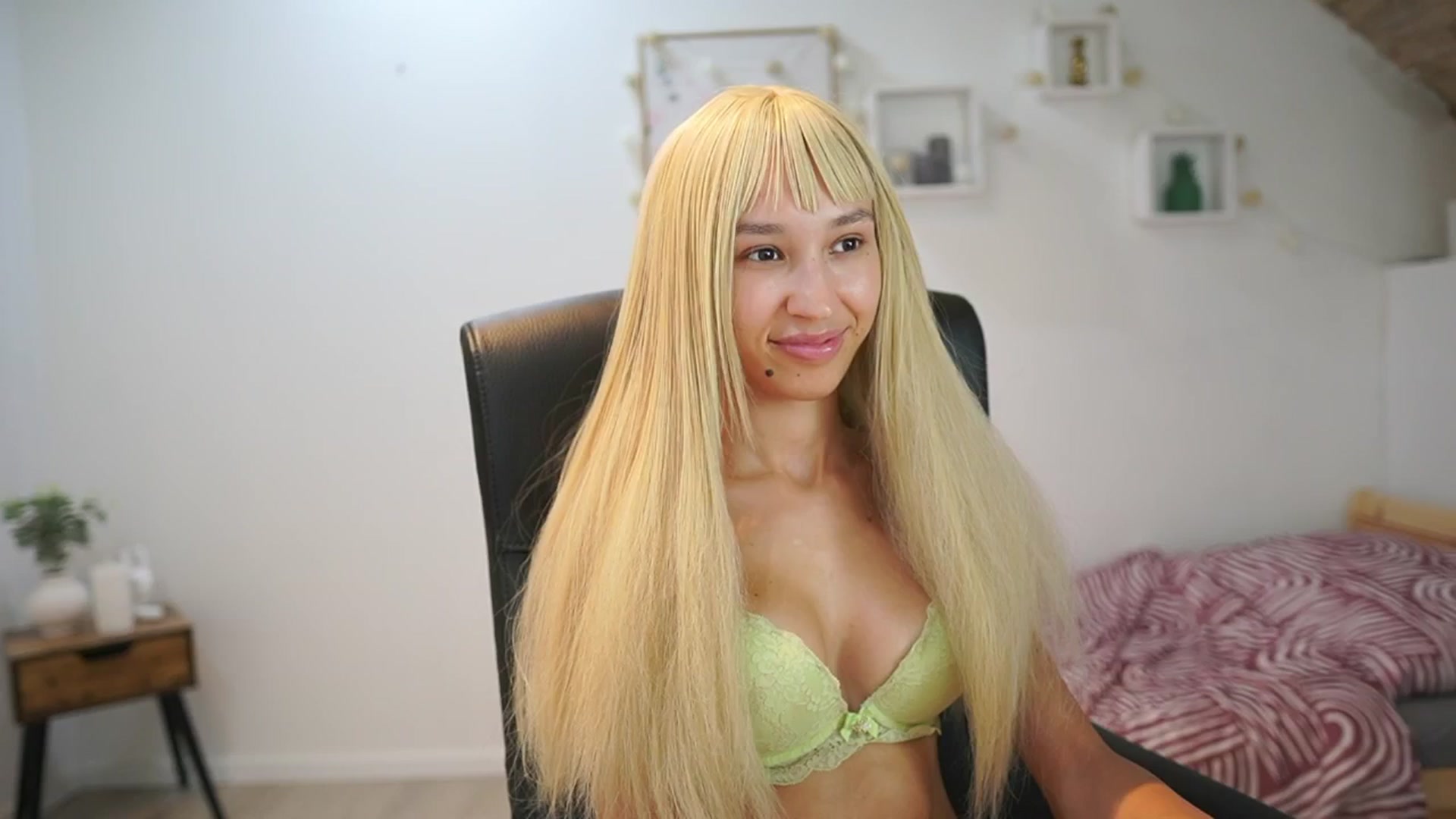 Gallery image thumbnail from Amai__Liu's myfreecams stream on, 08/29/2025, 22:54 image 1 of 20