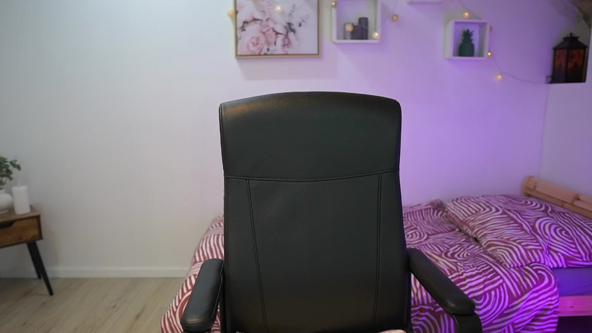 Gallery image thumbnail from Amai__Liu's myfreecams stream on, 11/25/2025, 21:44 image 20 of 20