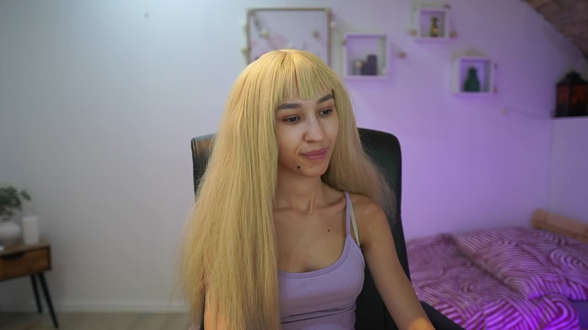 Gallery image thumbnail from Amai__Liu's myfreecams stream on, 11/27/2025, 20:35 image 1 of 20