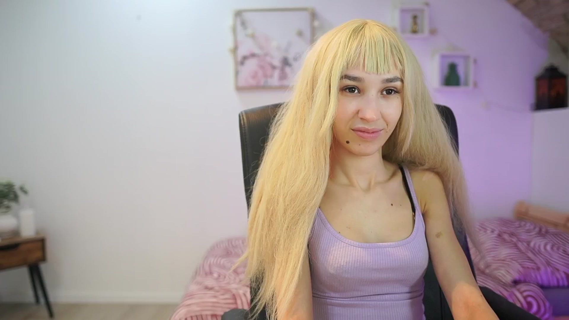 Gallery image thumbnail from Amai__Liu's myfreecams stream on, 01/04/2026, 19:51 image 11 of 20