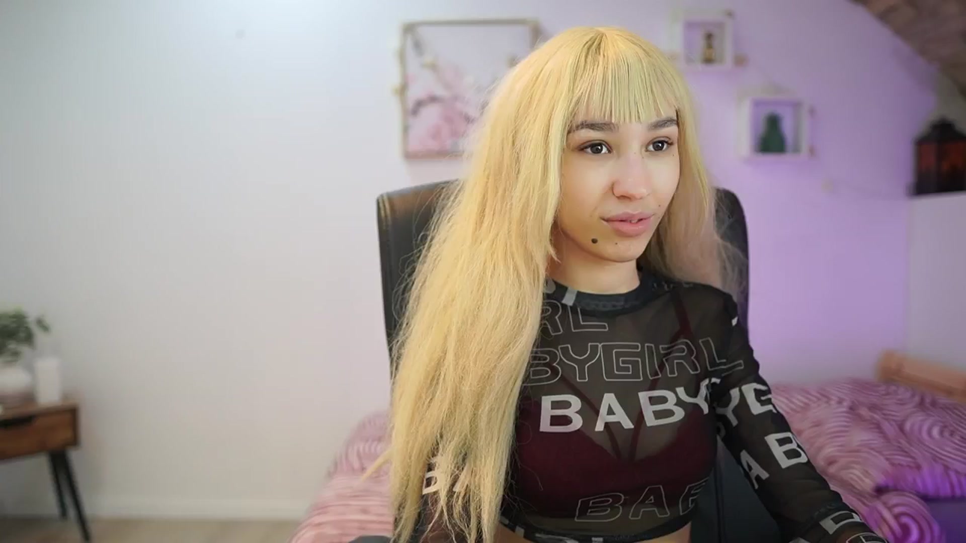 Gallery image thumbnail from Amai__Liu's myfreecams stream on, 01/05/2026, 15:42 image 1 of 20