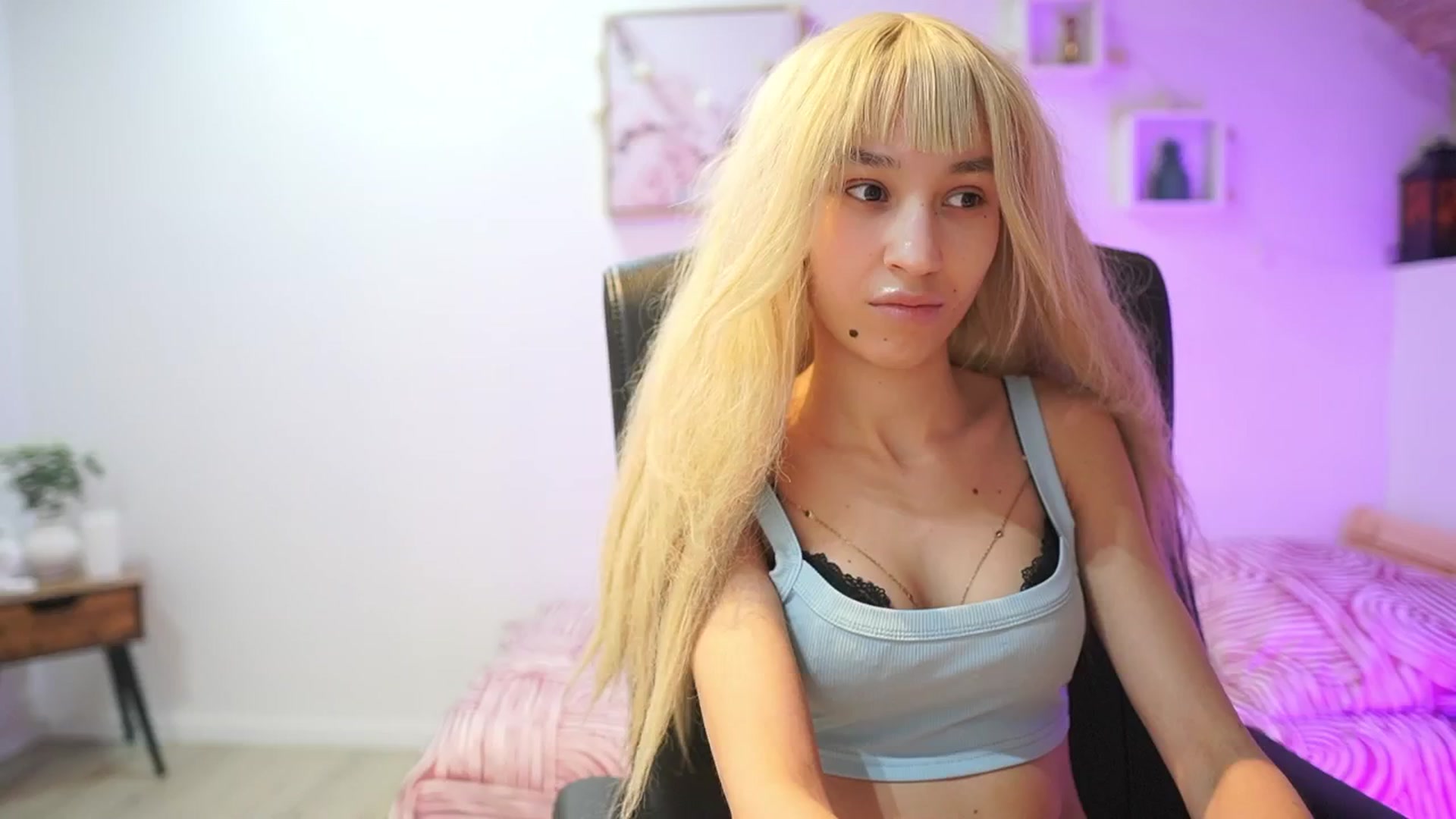 Gallery image thumbnail from Amai__Liu's myfreecams stream on, 01/31/2026, 16:47 image 4 of 20