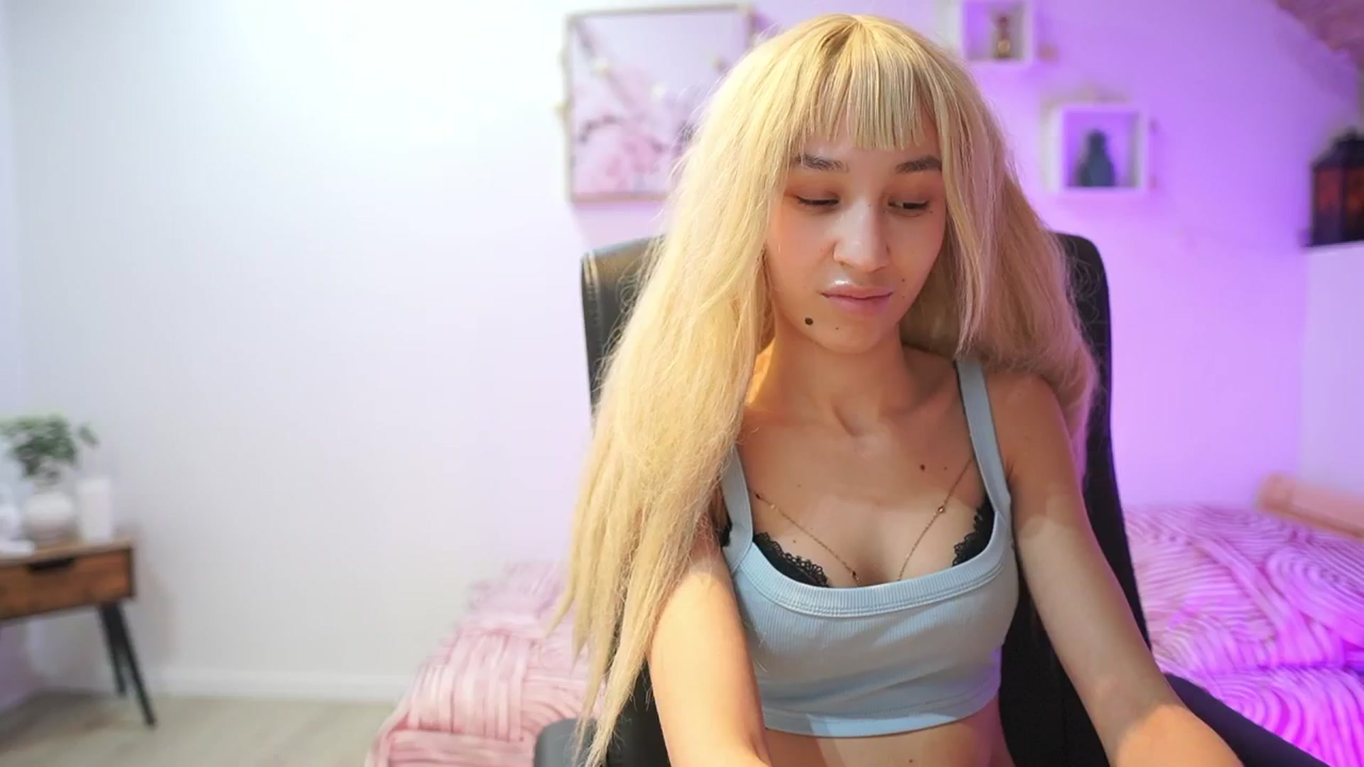 Gallery image thumbnail from Amai__Liu's myfreecams stream on, 01/31/2026, 16:47 image 7 of 20