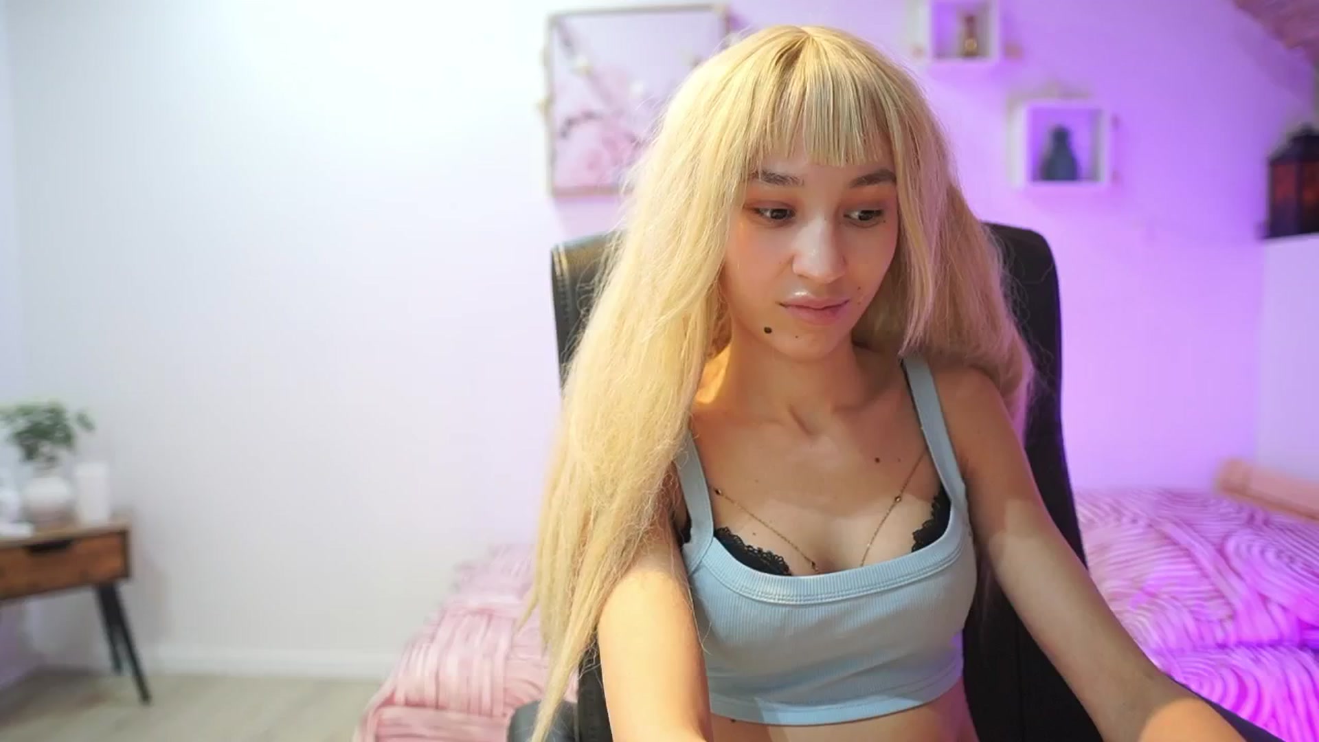 Gallery image thumbnail from Amai__Liu's myfreecams stream on, 01/31/2026, 16:47 image 8 of 20