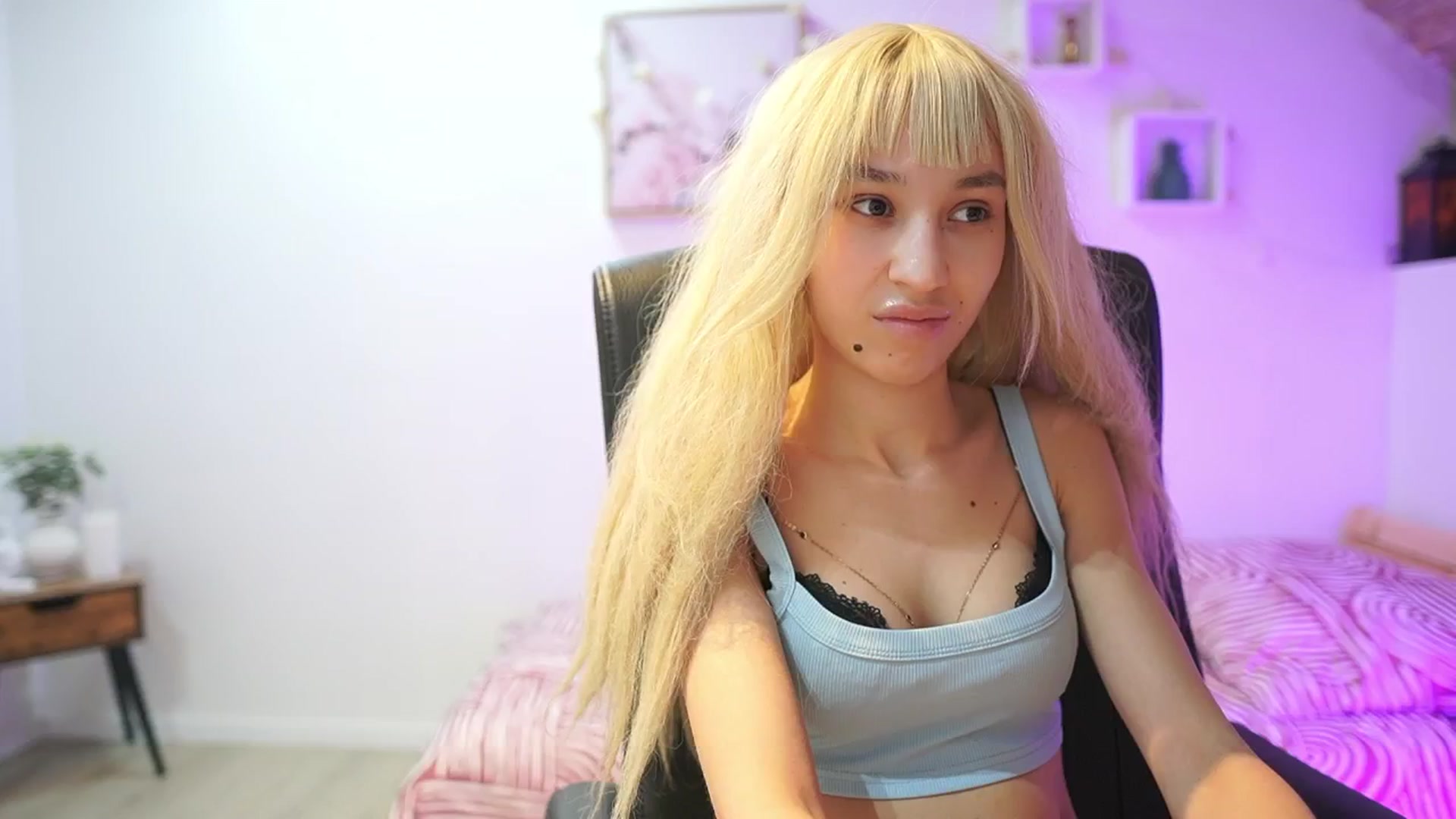 Gallery image thumbnail from Amai__Liu's myfreecams stream on, 01/31/2026, 16:47 image 5 of 20