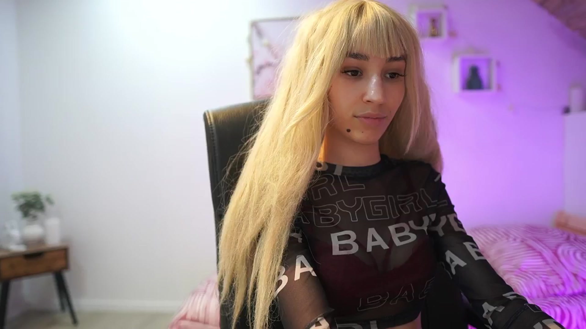 Gallery image thumbnail from Amai__Liu's myfreecams stream on, 03/08/2026, 15:23 image 6 of 20