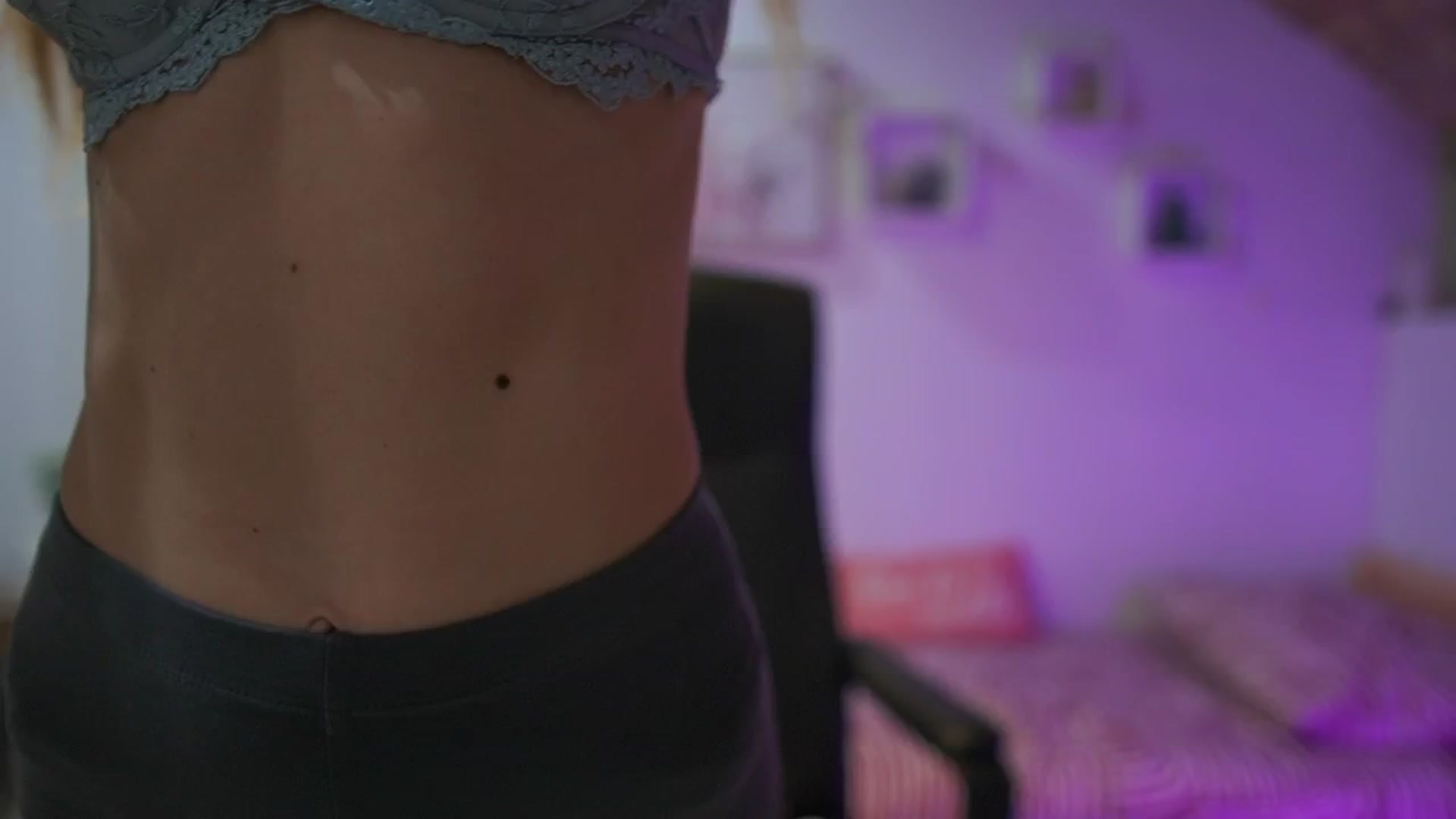 Gallery image thumbnail from Amai__Liu's myfreecams stream on, 03/11/2026, 17:07 image 9 of 20