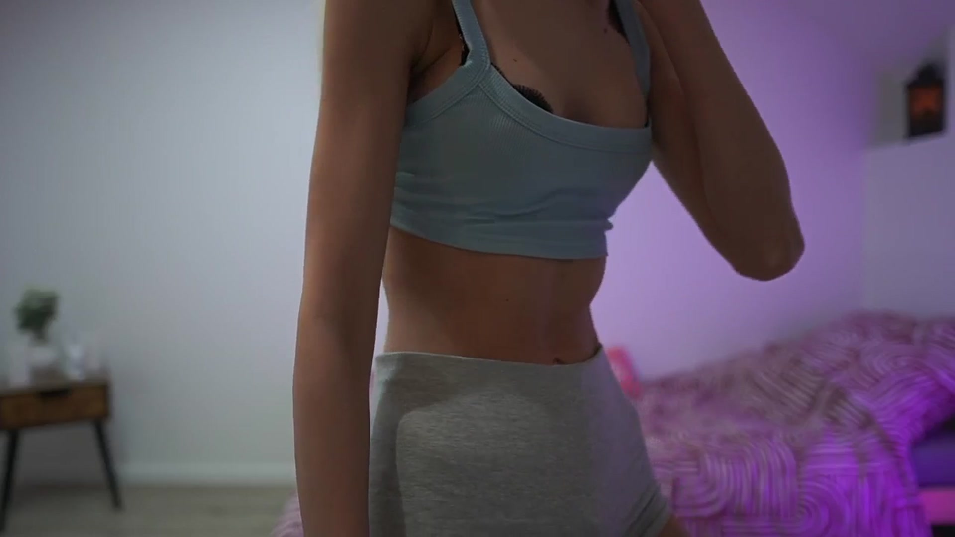 Gallery image thumbnail from Amai__Liu's myfreecams stream on, 03/12/2026, 15:17 image 12 of 20