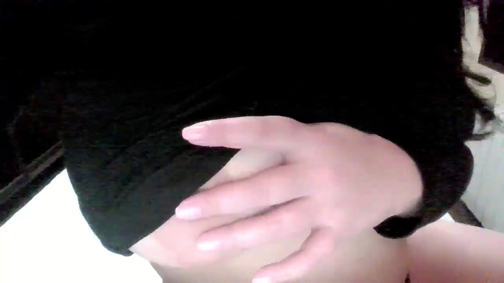 Gallery image thumbnail from AmalChan's myfreecams stream on, 05/05/2024, 14:24 image 5 of 20