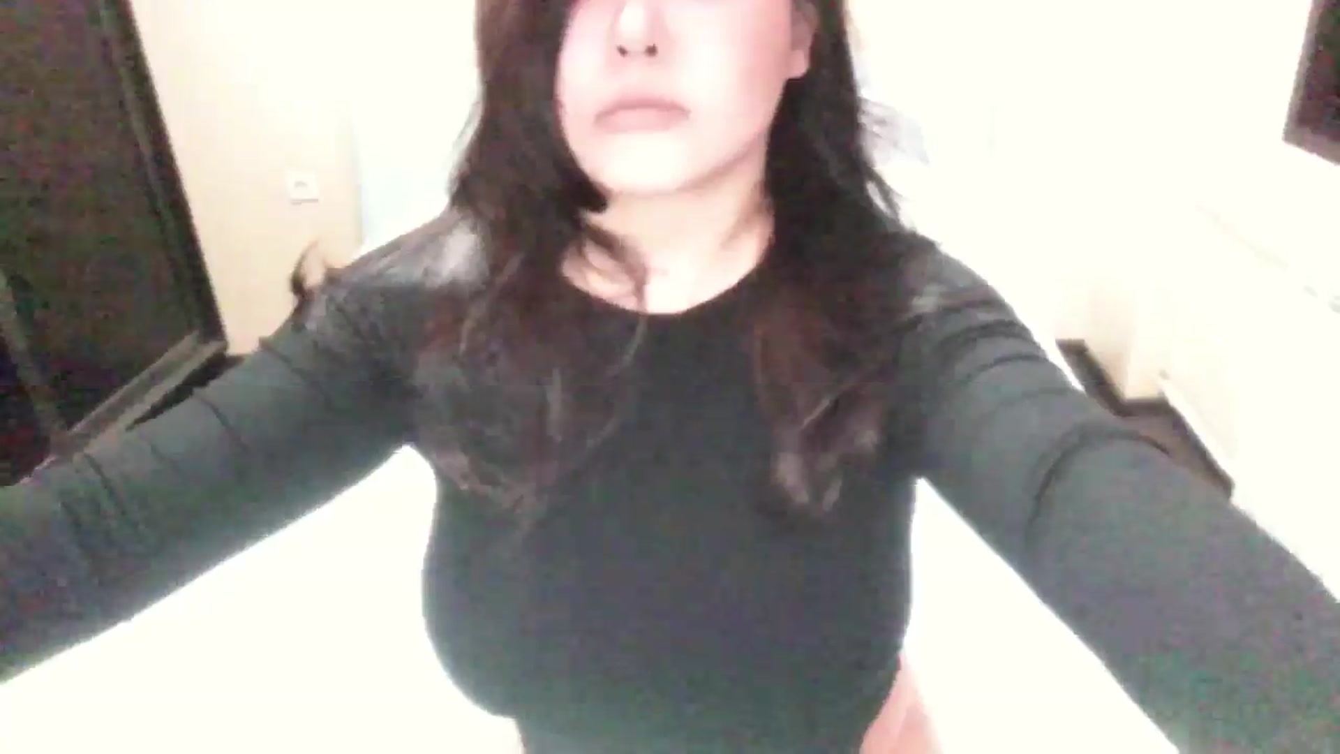 Gallery image thumbnail from AmalChan's myfreecams stream on, 05/05/2024, 14:24 image 4 of 20