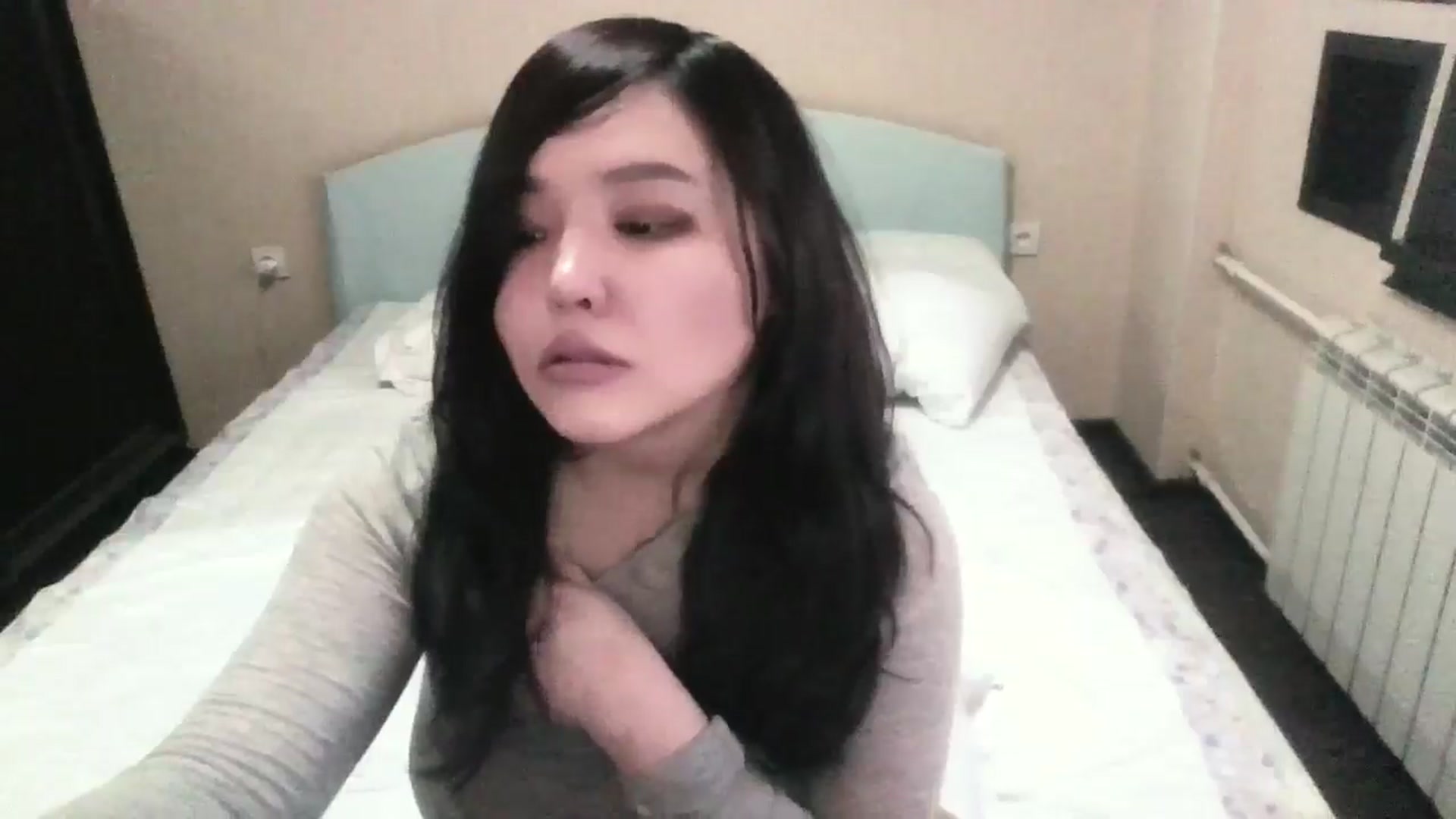 Gallery image thumbnail from AmalChan's myfreecams stream on, 05/13/2024, 06:39 image 11 of 20