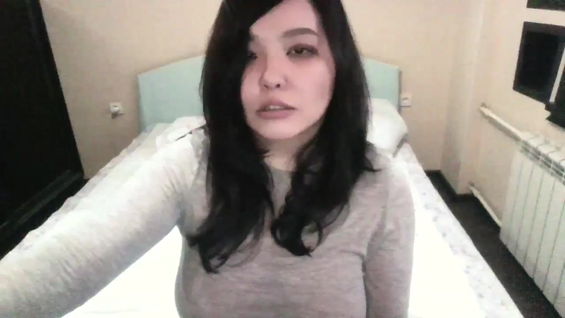 Gallery image thumbnail from AmalChan's myfreecams stream on, 05/13/2024, 07:14 image 12 of 20
