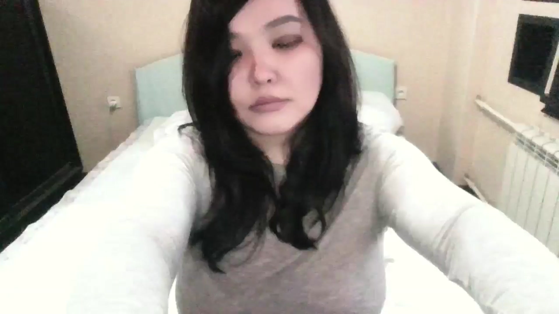 Gallery image thumbnail from AmalChan's myfreecams stream on, 05/13/2024, 07:14 image 11 of 20