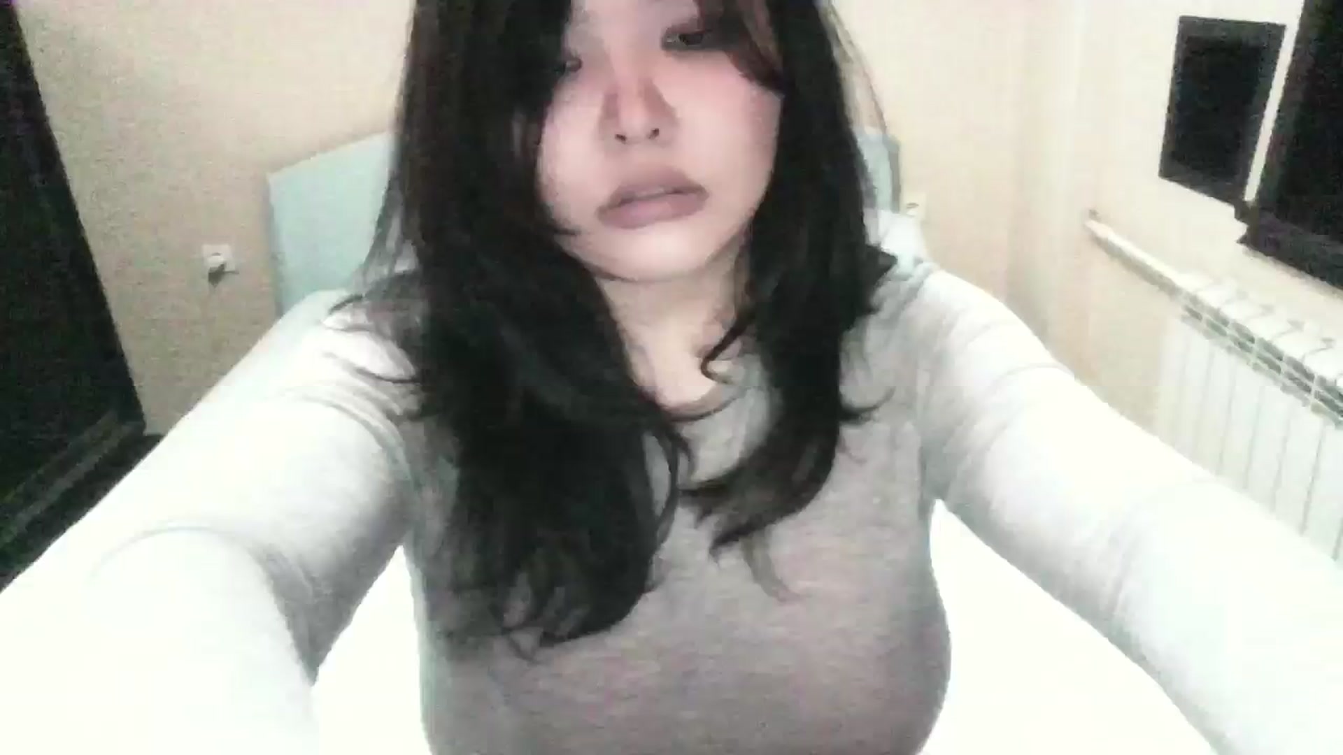 Gallery image thumbnail from AmalChan's myfreecams stream on, 05/15/2024, 16:24 image 17 of 20