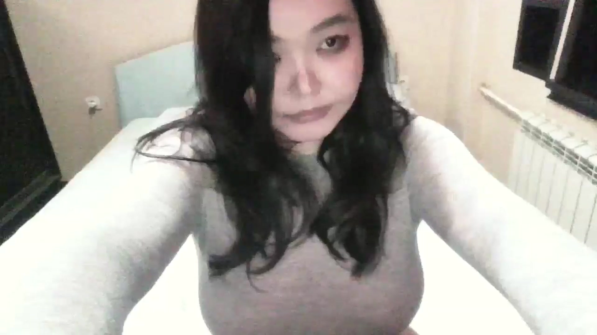 Gallery image thumbnail from AmalChan's myfreecams stream on, 05/15/2024, 17:15 image 13 of 20