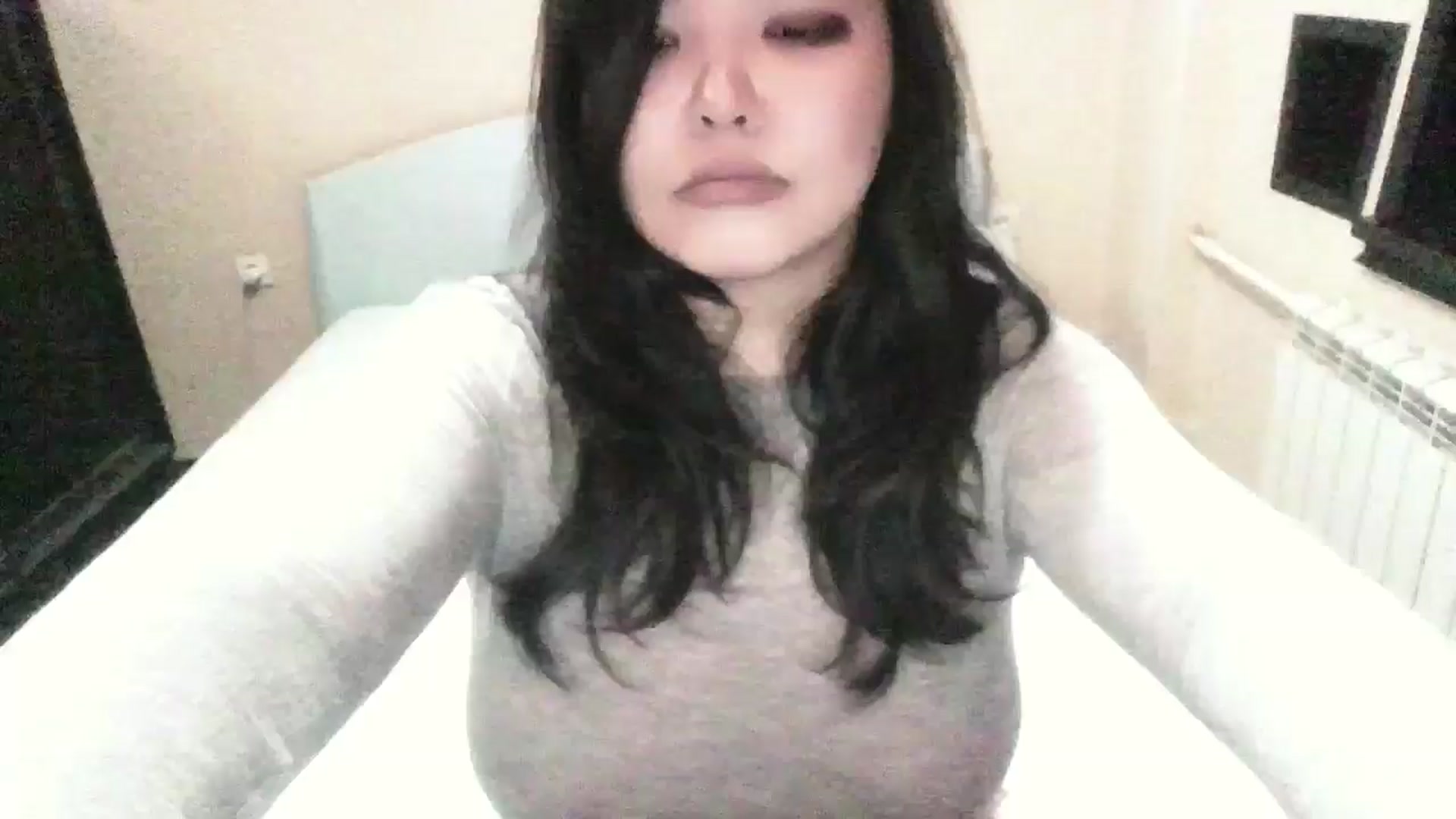 Gallery image thumbnail from AmalChan's myfreecams stream on, 05/15/2024, 17:15 image 9 of 20