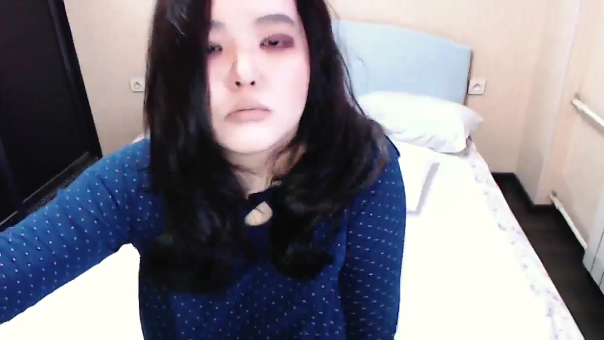 Gallery image thumbnail from AmalChan's myfreecams stream on, 05/31/2024, 07:22 image 16 of 20