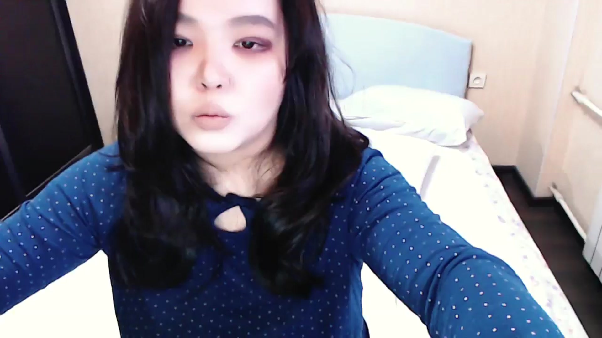 Gallery image thumbnail from AmalChan's myfreecams stream on, 05/31/2024, 07:22 image 10 of 20
