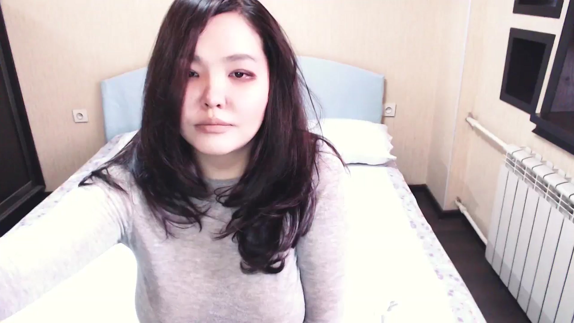 Gallery image thumbnail from AmalChan's myfreecams stream on, 06/03/2024, 07:04 image 10 of 20
