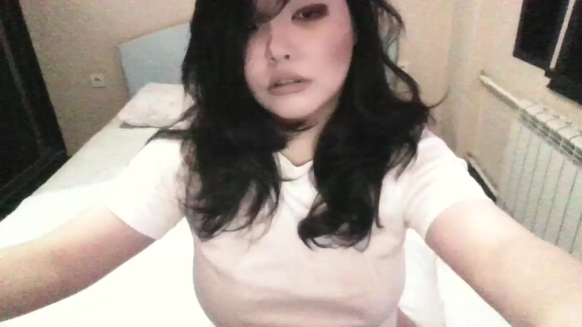 Gallery image thumbnail from AmalChan's myfreecams stream on, 06/15/2024, 14:13 image 1 of 20