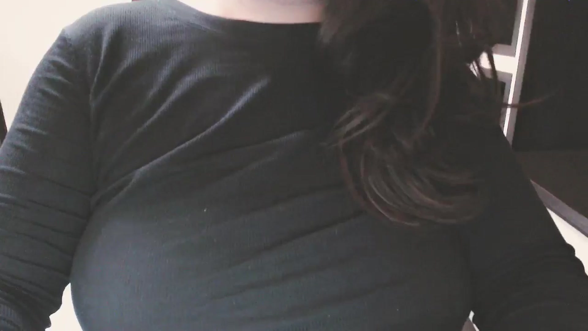 Gallery image thumbnail from AmalChan's myfreecams stream on, 07/07/2024, 18:42 image 3 of 20