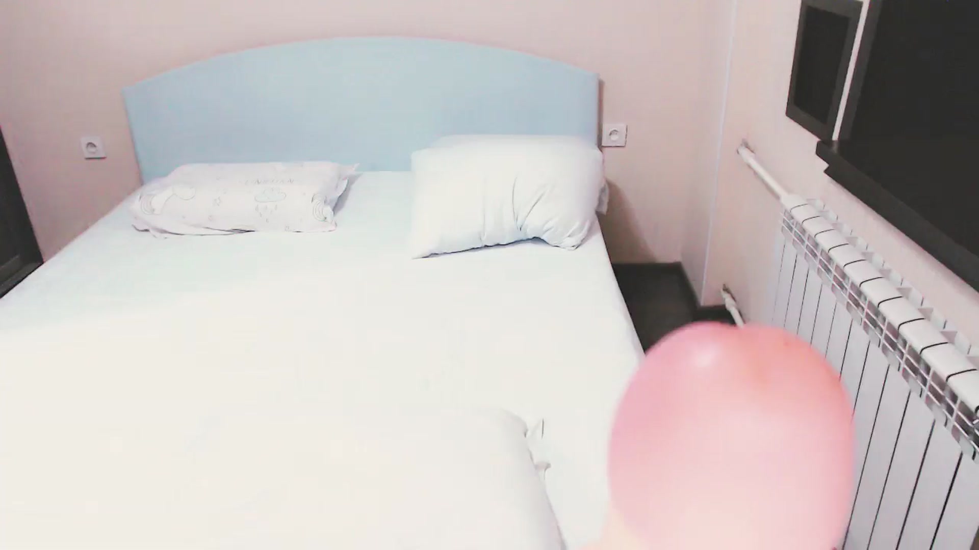 Gallery image thumbnail from AmalChan's myfreecams stream on, 07/07/2024, 18:42 image 7 of 20
