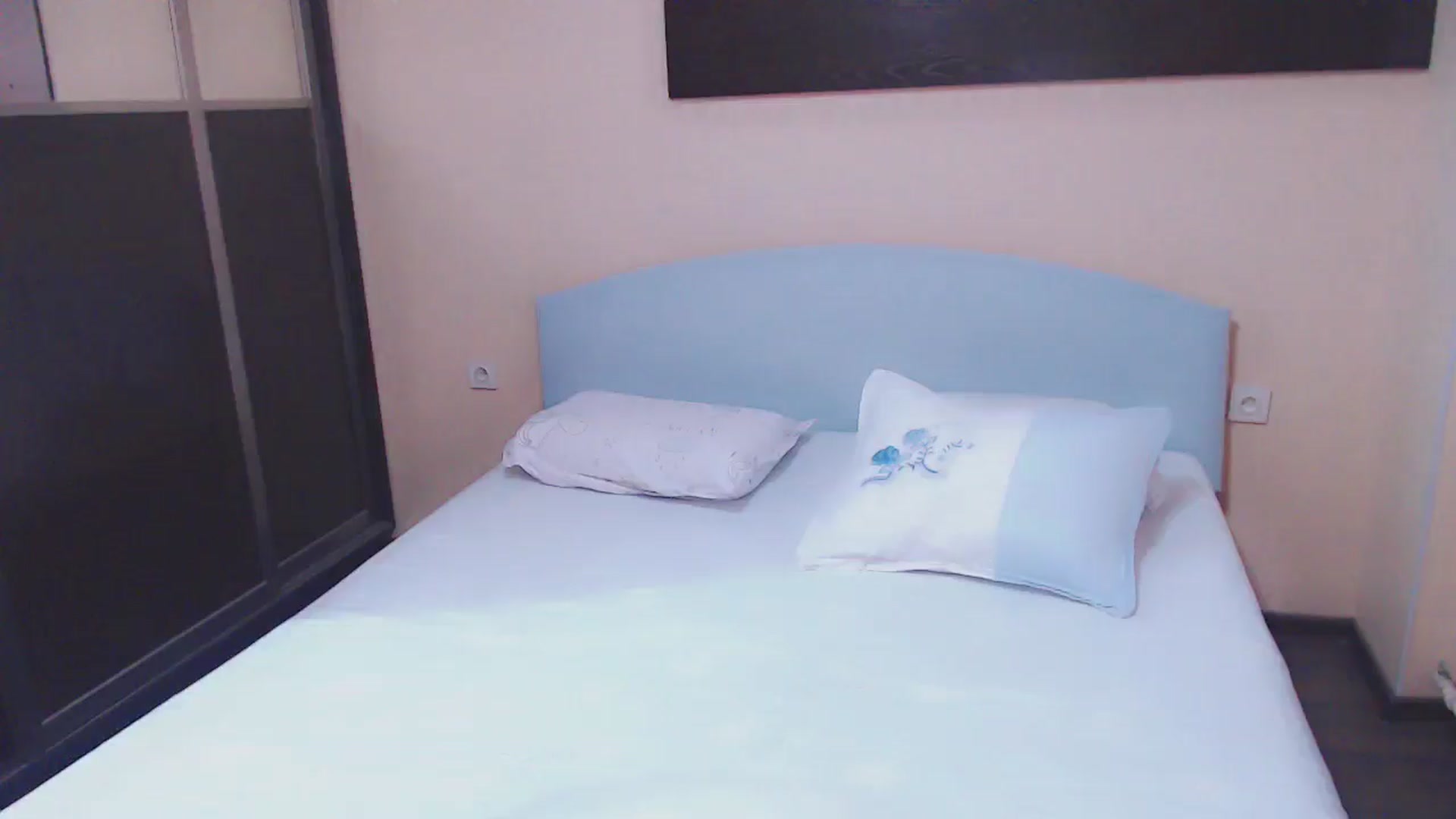 Gallery image thumbnail from AmalChan's myfreecams stream on, 11/08/2024, 08:05 image 19 of 20